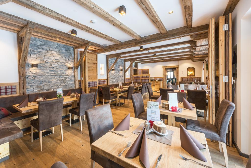 לאוגנג Pension Restaurant Dorfalm מראה חיצוני תמונה