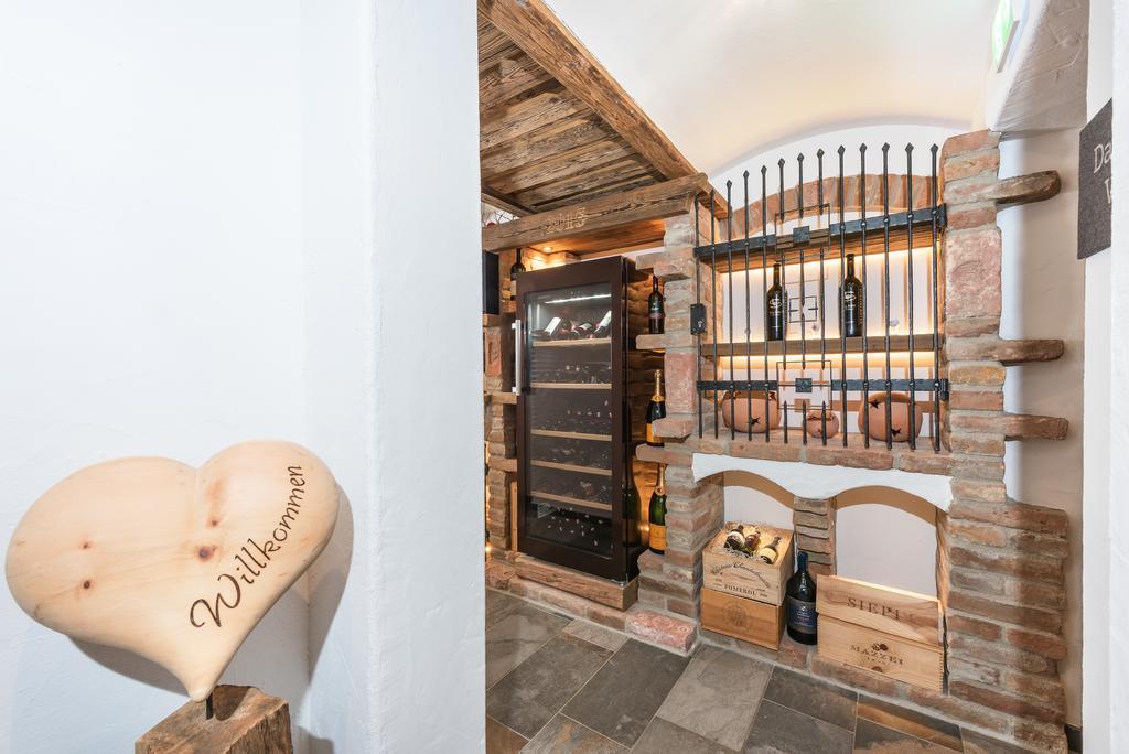 לאוגנג Pension Restaurant Dorfalm מראה חיצוני תמונה