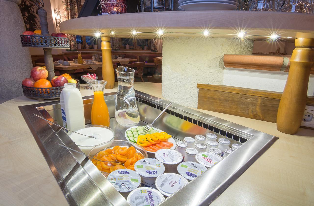 לאוגנג Pension Restaurant Dorfalm מראה חיצוני תמונה